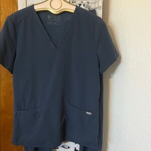 Figs Deep Blue V-Neck Scrub Top size M pant size Small. In excellence condition
